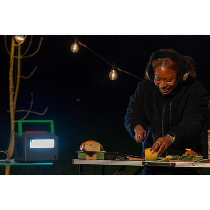 estacion-de-energia-portatil-apc-pps330-gr-offgrid-330-332wh-531w-entrada-cc-2xac-usb-carga-inalambr