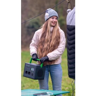 estacion-de-energia-portatil-apc-pps730-gr-offgrid-730-738wh-995w-entrada-cc-2xac-usb-carga-inalambr