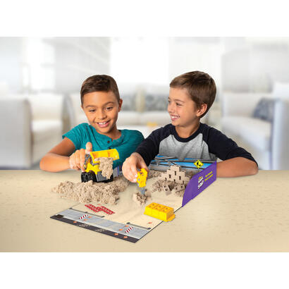 spin-master-kinetic-sand-juego-de-sitios-de-construccion-arena-de-juego-453-gramos-de-arena-6044178