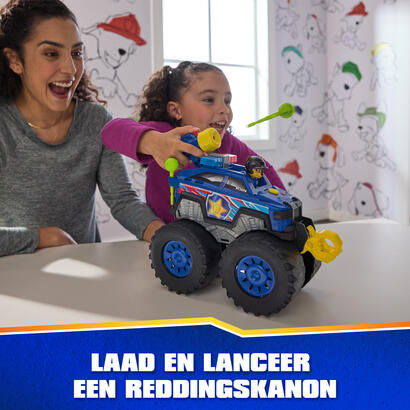 spin-master-paw-patrol-rescue-wheels-chases-deluxe-monstertruck-con-caida-de-piso-cabrestante-de-cable-motorizado-luces-y-sonido