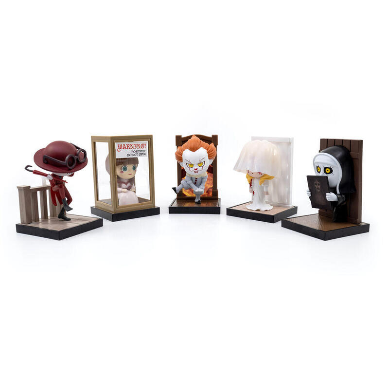 pack-de-12-unidades-figura-sorpresa-horror-9cm-surtido