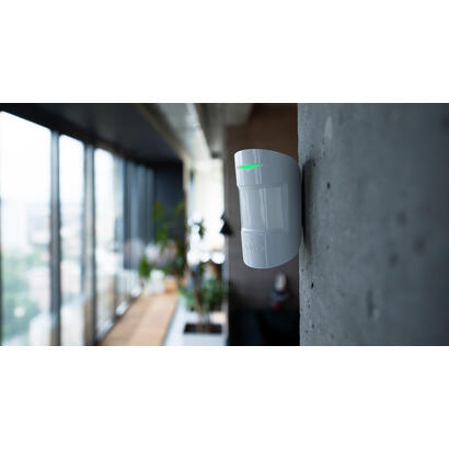 ajax-combiprotect-sensor-infrarrojo-pasivo-pir-inalambrico-pared-blanco