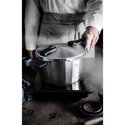 fissler-vitaquick-premium-60l-pressure-cooker-22cm