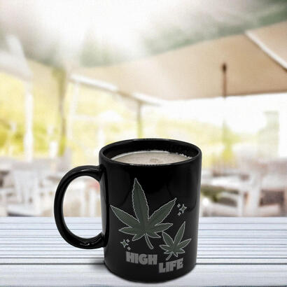 mad-monkey-tasse-high-life-weed-con-farbwechsel