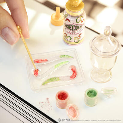 mga-entertainment-miniverso-de-mga-hazlo-mini-honeydukes-mini-coleccionables-de-harry-potter-elaboracion-de-articulos-variados-5