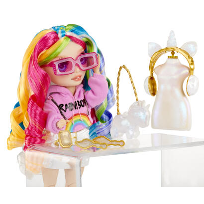 lalka-rainbow-high-creative-crystals-amaya