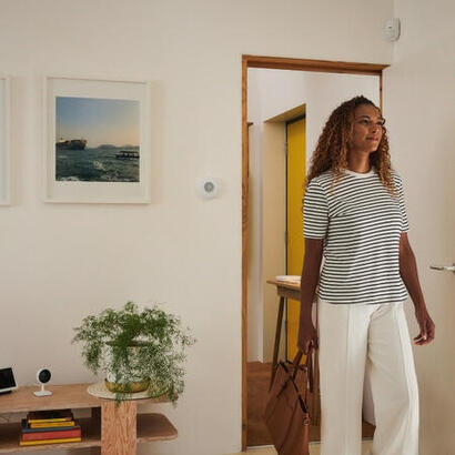 yale-indoor-siren-sirena-inalambrica-interior-gris-blanco
