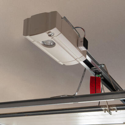yale-smart-opener-garage-accesorio-para-motor-de-puerta-de-garaje