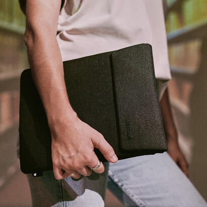 crosstown-sleeve-for-11in-accs