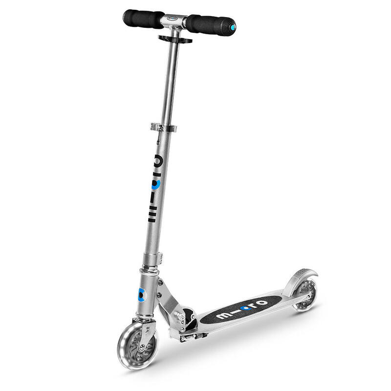 patinete-clasico-micro-mobility-sprite-led-silver-matt-plata
