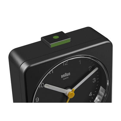 braun-bc03b-klassischer-analoger-wecker-con-schlummerfunktion-y-licht-negro