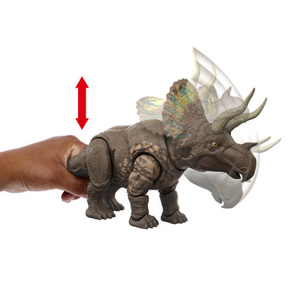 mattel-jurassic-world-gigantic-thrashers-eotriceratops-jgb93