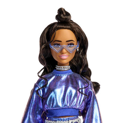 mattel-barbie-deluxe-style-im-azulen-metallic-outfit-jfp42