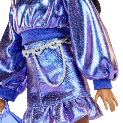 mattel-barbie-deluxe-style-im-azulen-metallic-outfit-jfp42