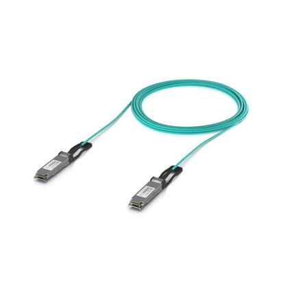 long-range-qsfp28-direct-attach-cable-with-a-100-gbps