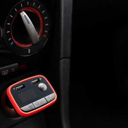 savio-transmitter-tr-10-with-bluetooth-car-charger-2-a