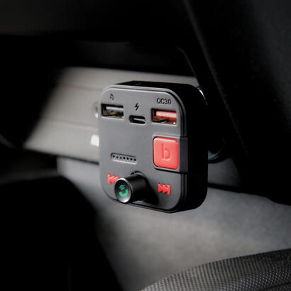transmisor-fm-savio-bluetooth-53-cargador-qc-30-pantalla-led-bass-boost-tr-15-negro