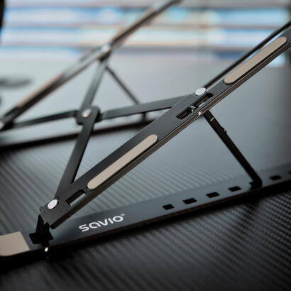 soporte-savio-para-tablet-o-portatil-pb-05