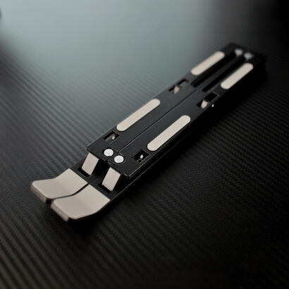 soporte-savio-para-tablet-o-portatil-pb-05