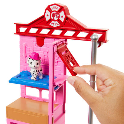 muneca-bombera-estacion-de-bomberos-barbie