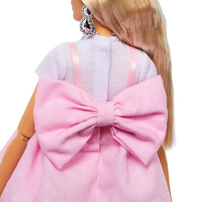 mattel-barbie-deluxe-style-muneca-grosse-schleife-hyv27