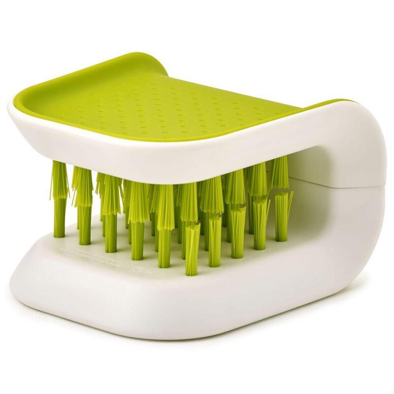 joseph-joseph-bladebrush-green-knife-cutlery-cleaning-brush