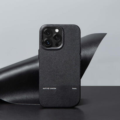 classic-case-for-iphone-15-kraft