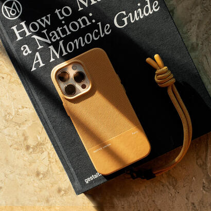 classic-case-for-iphone-15-kraft