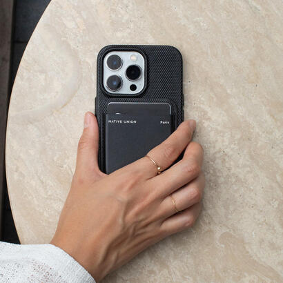 classic-case-for-iphone-15-slate-green