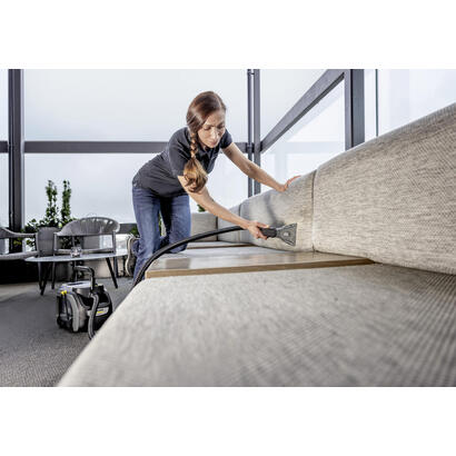 karcher-puzzi-21-bp-akku-waschsauger
