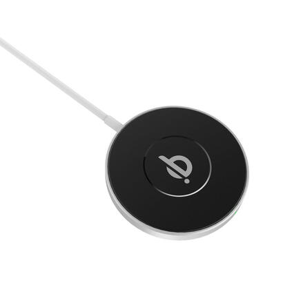magnetic-wireless-charger-with-usb-c-plug-charges-up