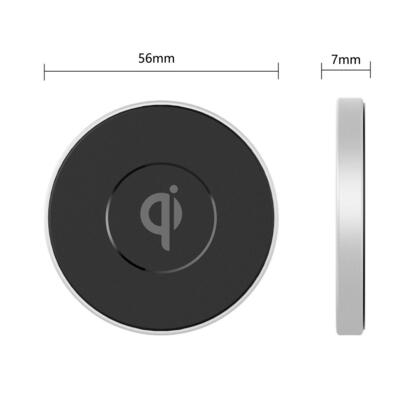 magnetic-wireless-charger-with-usb-c-plug-charges-up