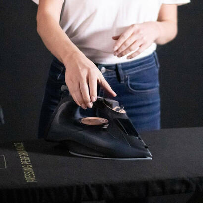 plancha-de-vapor-ligera-negro