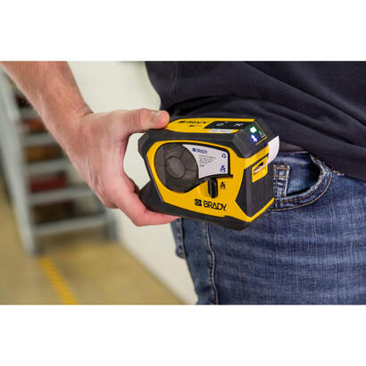 m211-emea-kit