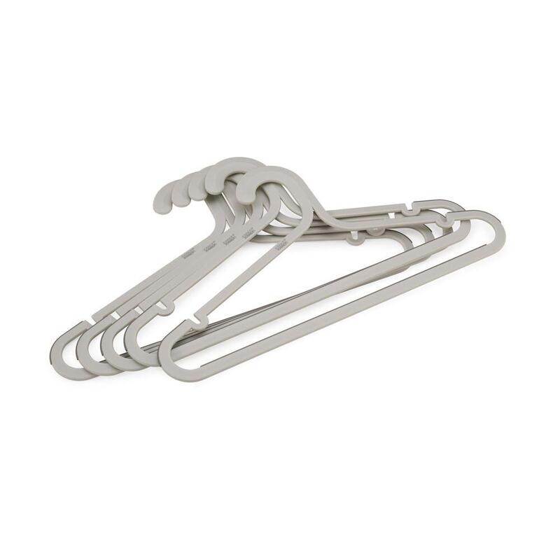 joseph-joseph-orderly-set-of-5-anti-tangle-ecru-clothes-hangers