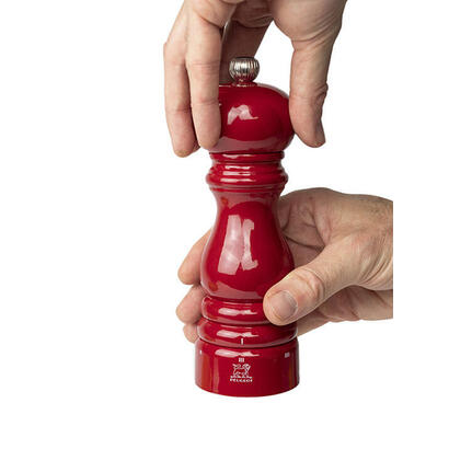 molino-de-pimienta-peugeot-paris-18-cm-u-select-madera-lacada-en-rojo