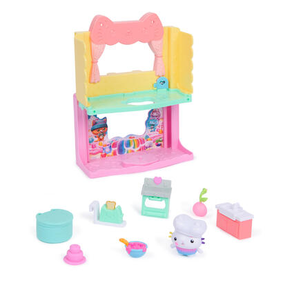 spin-master-gabby-s-dollhouse-the-movie-portal-room-la-dulce-cocina-de-kuchi-figura-de-juguete-6074281 spin-master-gabby-s-dollhouse-the-movie-portal-room-la-dulce-cocina-de-kuchi-figura-de-juguete-6074281