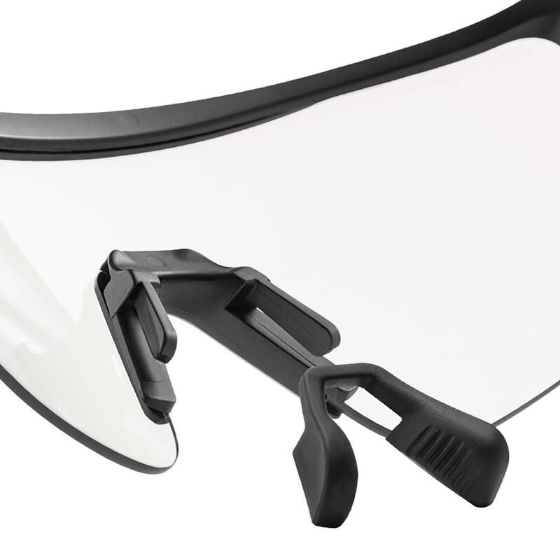 photochromic-cycling-glasses-with-uv-protection-and-rockbros-transparent-black-corrective-insert
