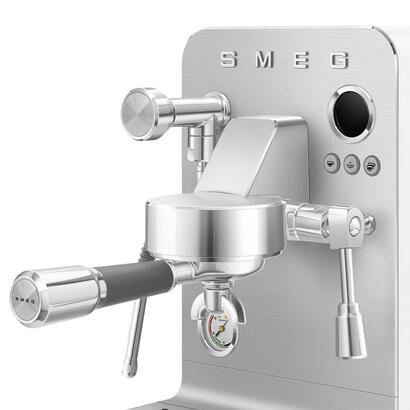 smeg-espresso-coffee-machine-collection-white-emc02whmeu