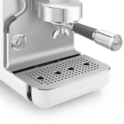 smeg-espresso-coffee-machine-collection-white-emc02whmeu