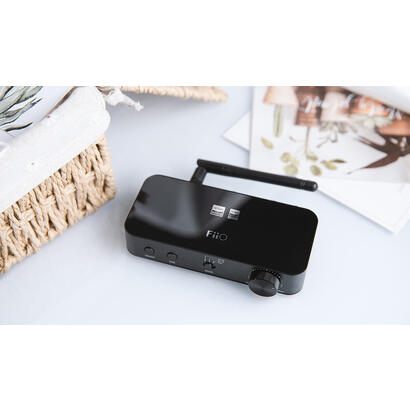 transmisor-y-receptor-bluetooth-fiio-bta30-pro