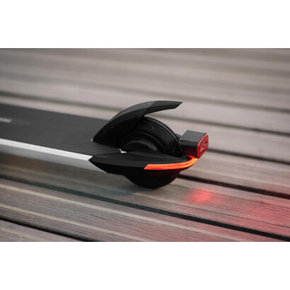 ninebot-kickscooter-air-t15e-scooter-electrica-20-kmh-blanco