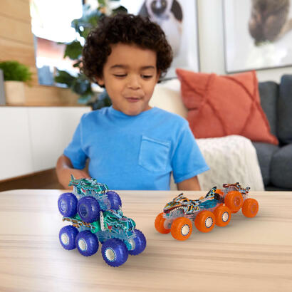 zestaw-pojazdow-monster-trucks-6-kolowe-ciezarowki