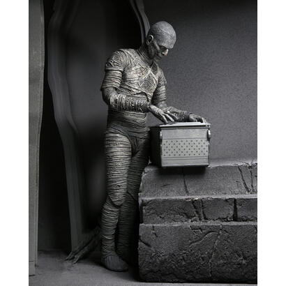 figura-ultimate-mummy-black-and-white-universal-monsters-18cm