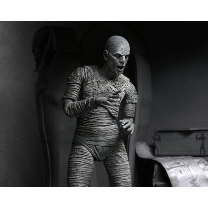 figura-ultimate-mummy-black-and-white-universal-monsters-18cm