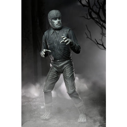 figura-neca-universal-monster-scale-action-ultimate-wolf-bw