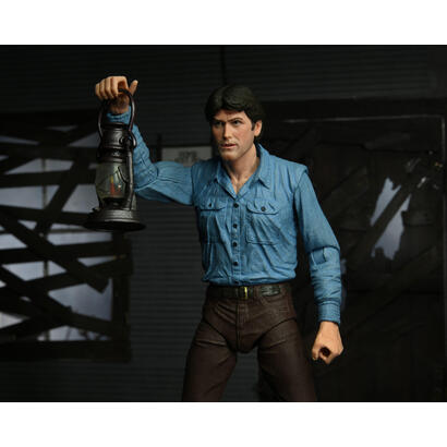 figura-neca-evil-dead-scale-ultimate-ash-40-aniversario-18-cm