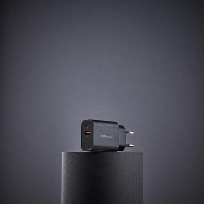 intenso-usb-ladegerat-1-x-usb-a-1-x-usb-c-30-watt-negro