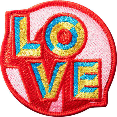 laut-magmoji-badge-compatible-with-magsafe