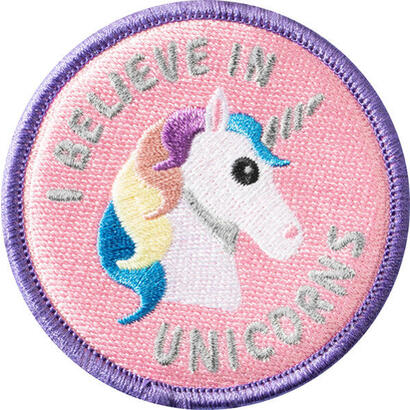 laut-magmoji-badge-unicorns-fashion-comp-with-magsafe